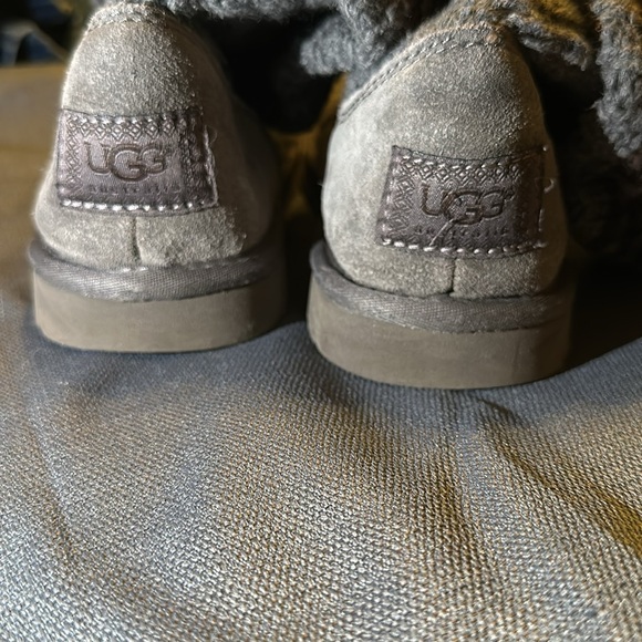UGG Classic Cardy Boots - Picture 6 of 8